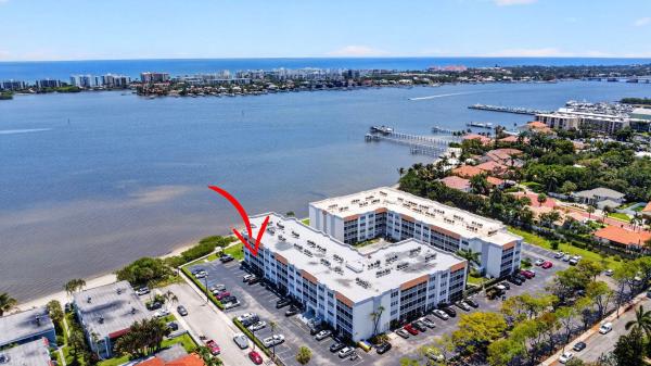 1502 S Lakeside Dr #214, Lake Worth Beach, Florida 33460, image 1