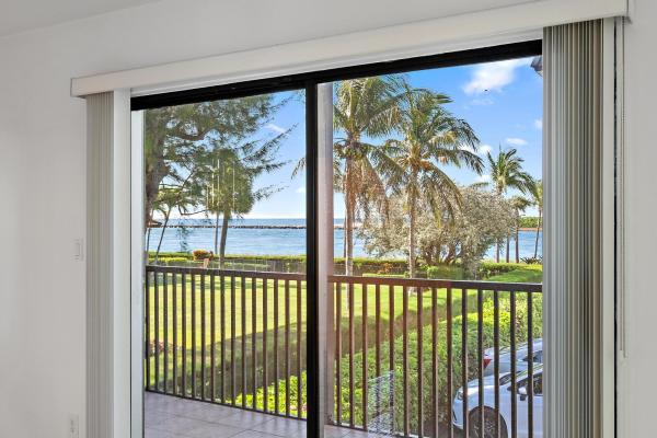 Seascape, 300 Inlet Way #3, Palm Beach Shores, Florida 33404, image 1