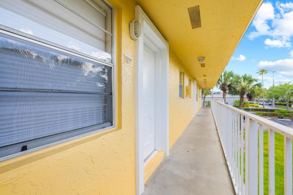 Village Park At Oakland, 5162 NE 6th Ave #317, Oakland Park, Florida 33334, image 3