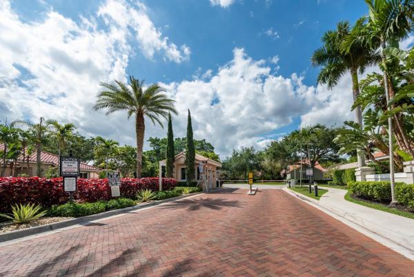 Sunset Cove At Jacaranda, 10124 NW 3rd Ct, Plantation, Florida 33324, image 1
