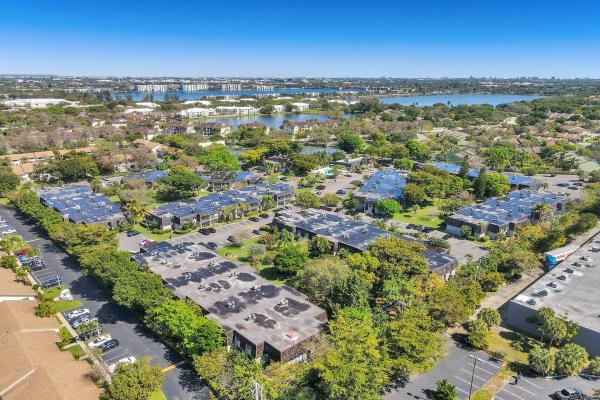 Oakland Shores, 3105 Oakland Shores Dr #J106, Oakland Park, Florida 33309, image 1