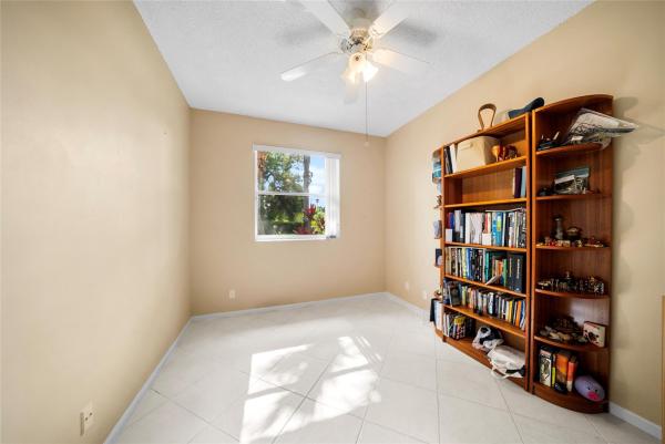 Sierra Vista, 5021 S La Sedona Cir, Delray Beach, Florida 33484, image 3