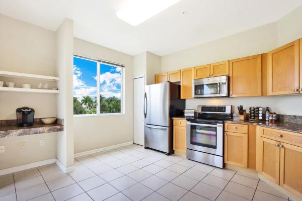 Residences At Legacy Place, 11021 Legacy Ln #303, Palm Beach Gardens, Florida 33410, image 1