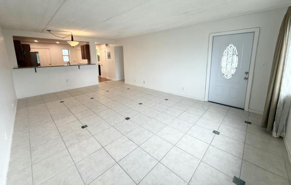 Regency Surf & Racquet Club, 4500 N Flagler Dr #D23, West Palm Beach, Florida 33407, image 1