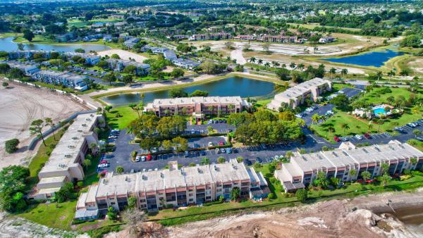 D'Este Court At The Fountains Country Club, 4272 Deste Ct #101, Lake Worth, Florida 33467, image 2