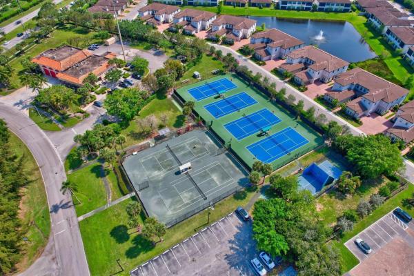 The Vistas Of Boca Lago, 21362 Juego Cir #33F, Boca Raton, Florida 33433, image 1
