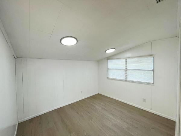 Lloyd Estates, 840 NW 33rd St, Oakland Park, Florida 33309, image 1