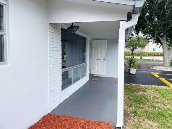 Lloyd Estates, 840 NW 33rd St, Oakland Park, Florida 33309, image 3