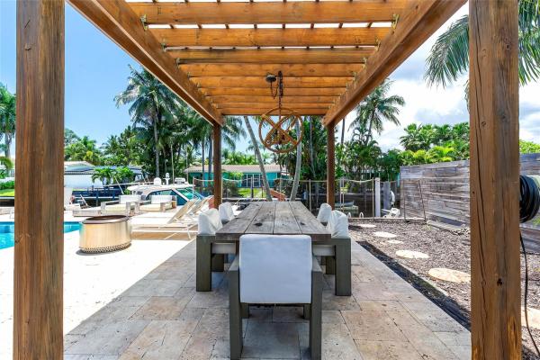 Gill Isles, 1704 SW 4th Ct, Fort Lauderdale, Florida 33312, image 2