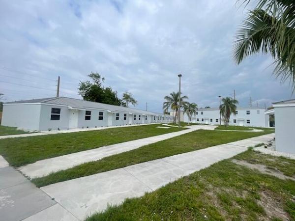 4333 Windsor Ave, West Palm Beach, Florida 33407, image 2