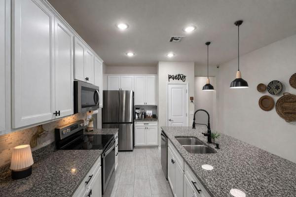 Preston Square, 2394 Post St, Palm Springs, Florida 33406, image 1