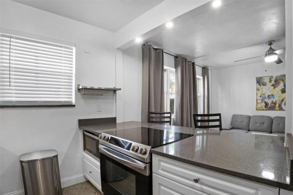 Beach Breeze, 625 Orton Ave #18, Fort Lauderdale, Florida 33304, image 1