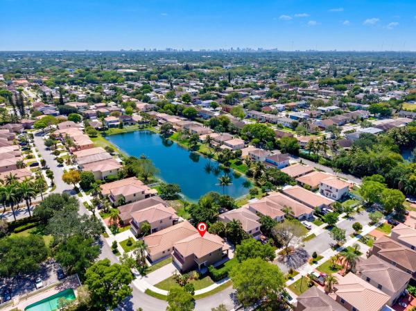 Silverado, 7962 N Silverado Cir, Davie, Florida 33024, image 2