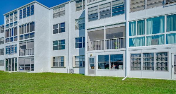 Palm Springs 2, 7608 NW 18th St #202, Margate, Florida 33063, image 2