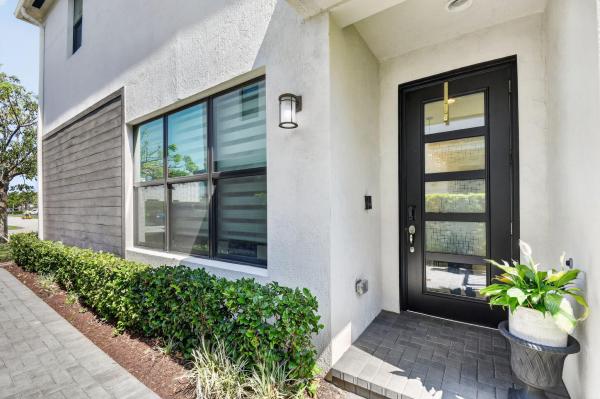 Polo Legacy, 4364 Serpens Ln, Lake Worth, Florida 33467, image 2