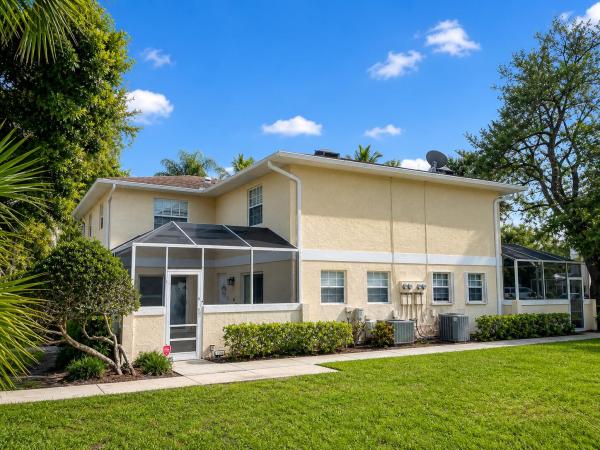 The Pines At Lawnwood, 1506 N Lawnwood Cir, Fort Pierce, Florida 34950, image 1