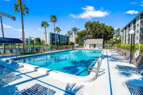 Olympic Pointe At Cypress Bend, 2226 N Cypress Bend Dr #308, Pompano Beach, Florida 33069, image 1