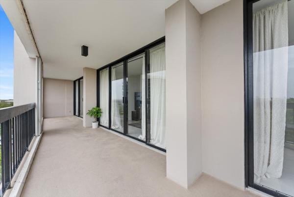Jefferson Tower, 2425 Presidential Way #704, West Palm Beach, Florida 33401, image 2