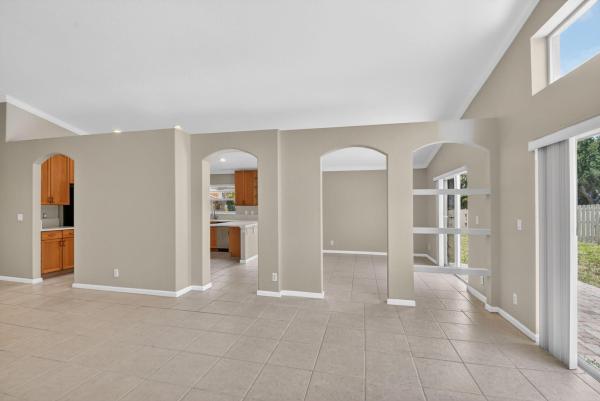 Superior At Lakes Of Laguna, 3746 Torres Cir, West Palm Beach, Florida 33409, image 3