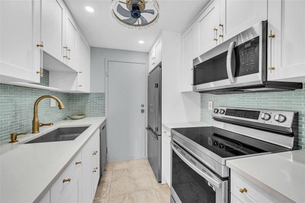 Leisure Sands, 720 Orton Ave #505, Fort Lauderdale, Florida 33304, image 3