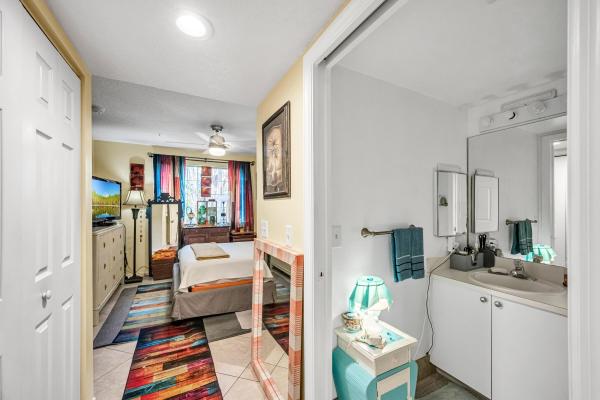 Village East, 2119 SE 10th Ave #901, Fort Lauderdale, Florida 33316, image 3