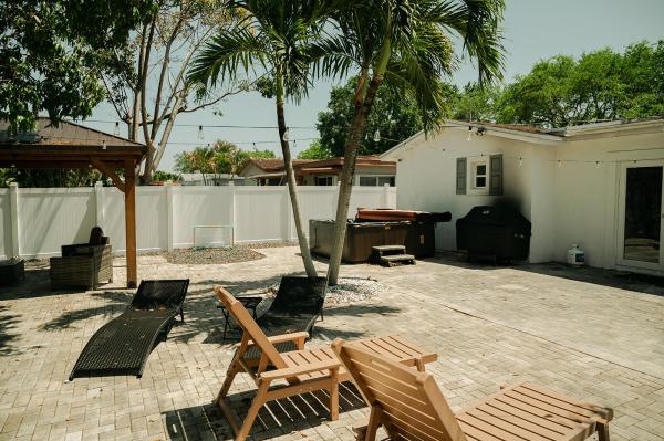 Hollywood Hills, 4815 Johnson St, Hollywood, Florida 33021, image 1