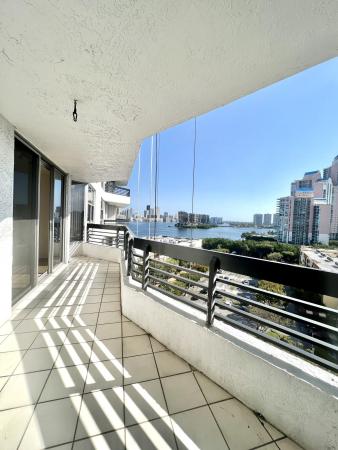 Mystic Pointe Tower 600, 3400 NE 192nd St #1102, Aventura, Florida 33180, image 2