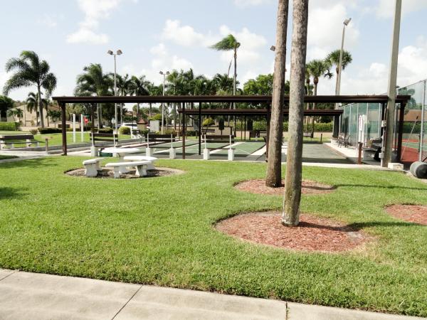 Pine Ridge North 4, 801 Sky Pine Way #F2, Greenacres, Florida 33415, image 2