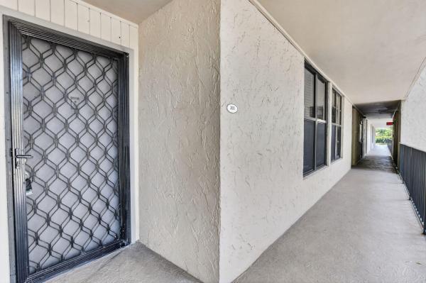 Boca Bayou, 8 Royal Palm Way #2030, Boca Raton, Florida 33432, image 2