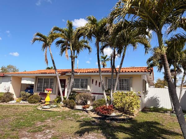 Palm Springs, 743 W 55th Pl, Hialeah, Florida 33012, image 1