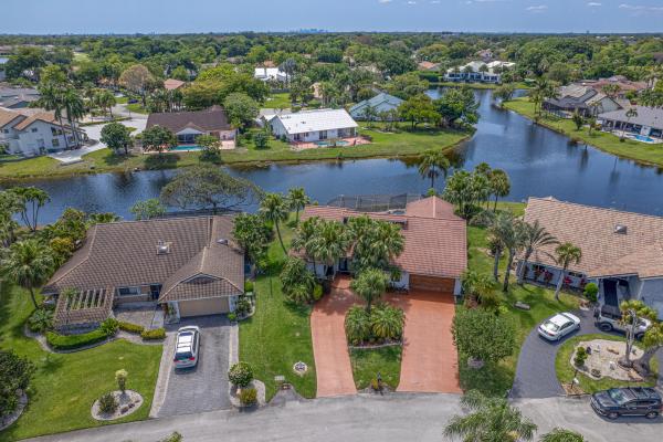 Les Jardins At Woodmont, 7614 NW 87th Ave, Tamarac, Florida 33321, image 1