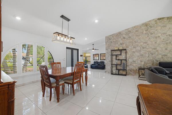 Les Jardins At Woodmont, 7614 NW 87th Ave, Tamarac, Florida 33321, image 2