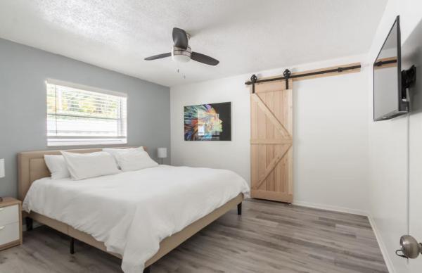 Poinsettia Heights, 1524 N Victoria Park Rd, Fort Lauderdale, Florida 33304, image 1