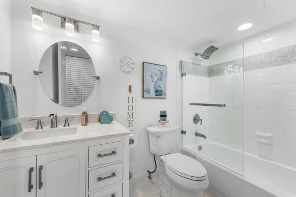 Huntington Lakes 2, 6936 Huntington Ln #302, Delray Beach, Florida 33446, image 1