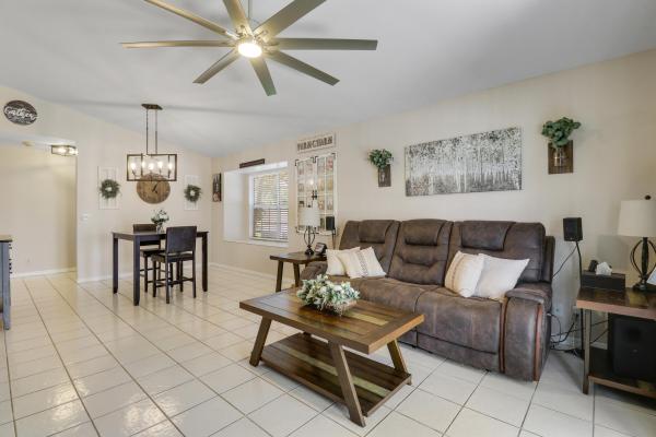 Victoria Woods, 1437 Dandelion Ln, West Palm Beach, Florida 33415, image 2