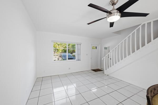 Manor Grove Village, 67 NE 20th Ct #6H, Wilton Manors, Florida 33305, image 3