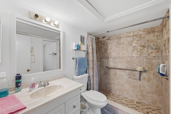 Manor Grove Village, 67 NE 20th Ct #6H, Wilton Manors, Florida 33305, image 2
