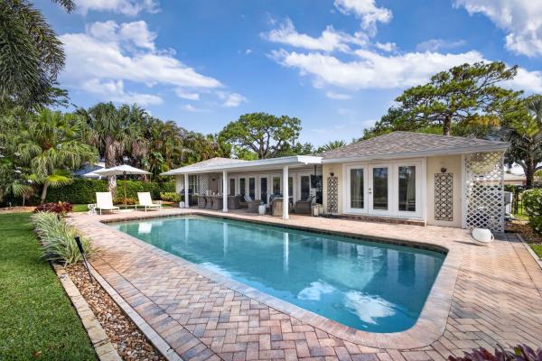 Tequesta Country Club, 291 Country Club Dr, Tequesta, Florida 33469, image 3