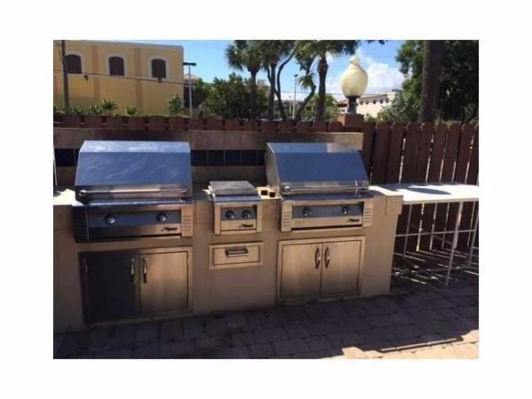 Horizon House, 2555 NE 11th St #302, Fort Lauderdale, Florida 33304, image 2