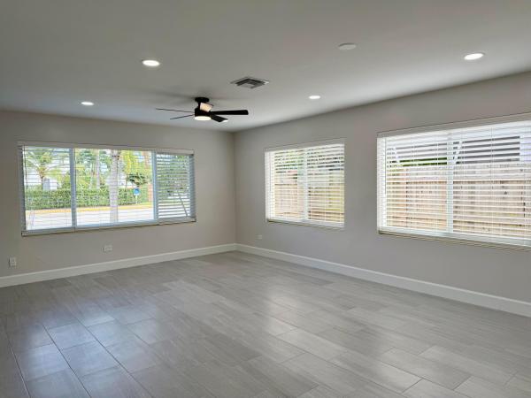 North Lake Worth, 1405 N J Ter, Lake Worth Beach, Florida 33460, image 1