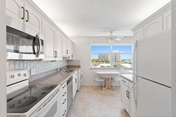 Sea Ranch Lakes North, 5200 N Ocean Blvd #710B, Lauderdale By The Sea, Florida 33308, image 2