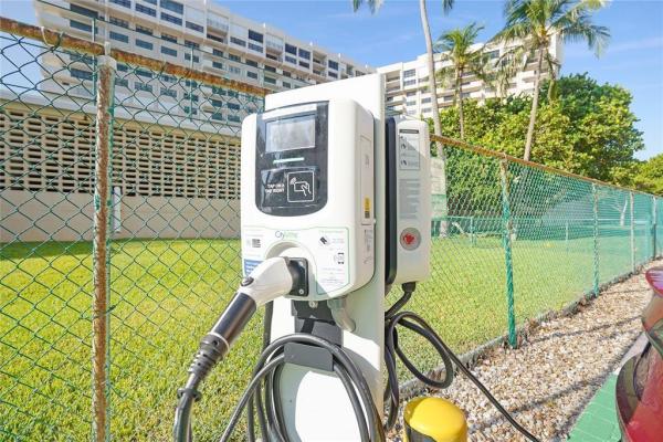 5200 N Ocean Blvd #710B, Lauderdale By The Sea, Florida 33308, image 1