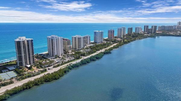 Connemara, 5420 N Ocean Dr #1705, Riviera Beach, Florida 33404, image 3