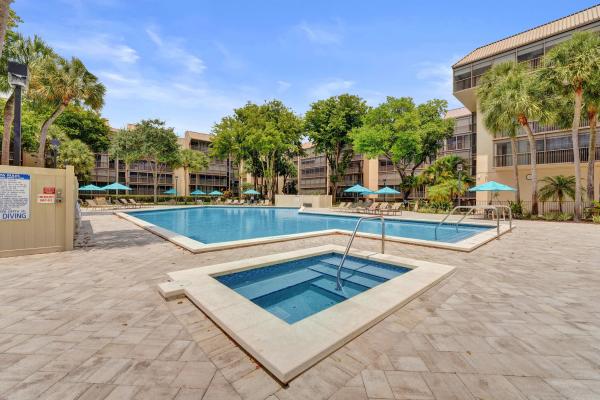 Grandview At Emerald Hills, 2802 N 46th Ave #620B, Hollywood, Florida 33021, image 2