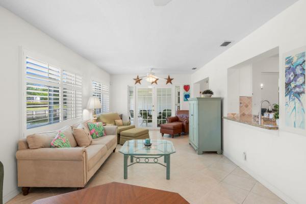 Sunset Isle 13, 8609 NW 59th Pl, Tamarac, Florida 33321, image 2