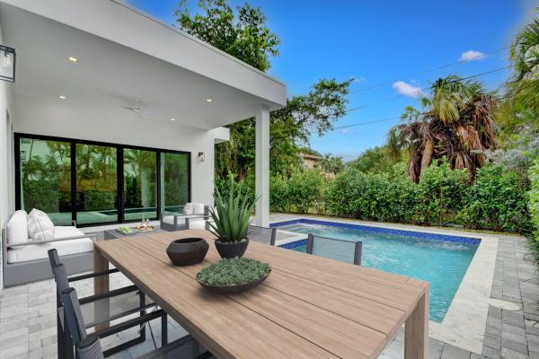 Miramar Shores, 120 Summa St, West Palm Beach, Florida 33405, image 1