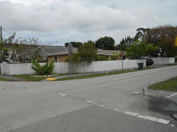 Central Oakland Park, 3290 NE 10th Ave, Oakland Park, Florida 33334, image 3