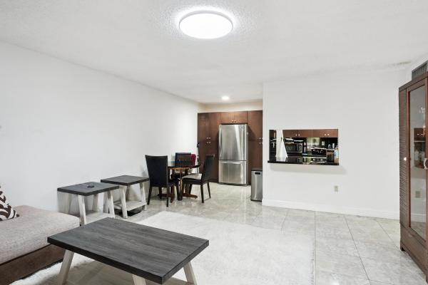 1891 N 61st Ave #B206, Hollywood, Florida 33024, image 1