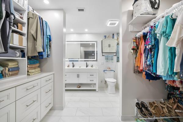 Bay Colony Club, 6517 Bay Club Dr #4, Fort Lauderdale, Florida 33308, image 3