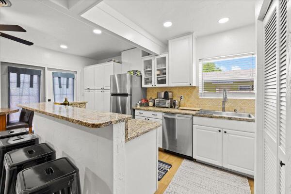 Lake Worth Town, 915 N K St, Lake Worth Beach, Florida 33460, image 1